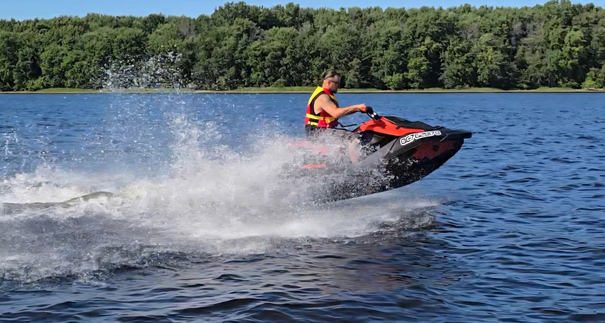 Bombardier Spark Trixx | Location Plaisir Extrême